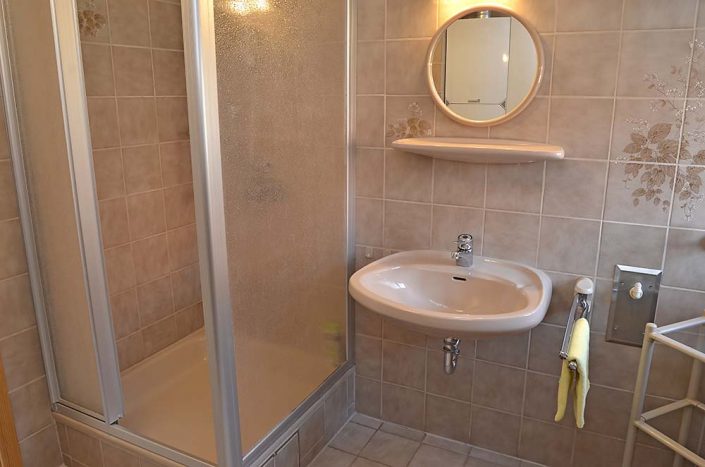 Ferienwohnungen, Gästehaus Meerspinne - Gimmeldingen / Pfalz